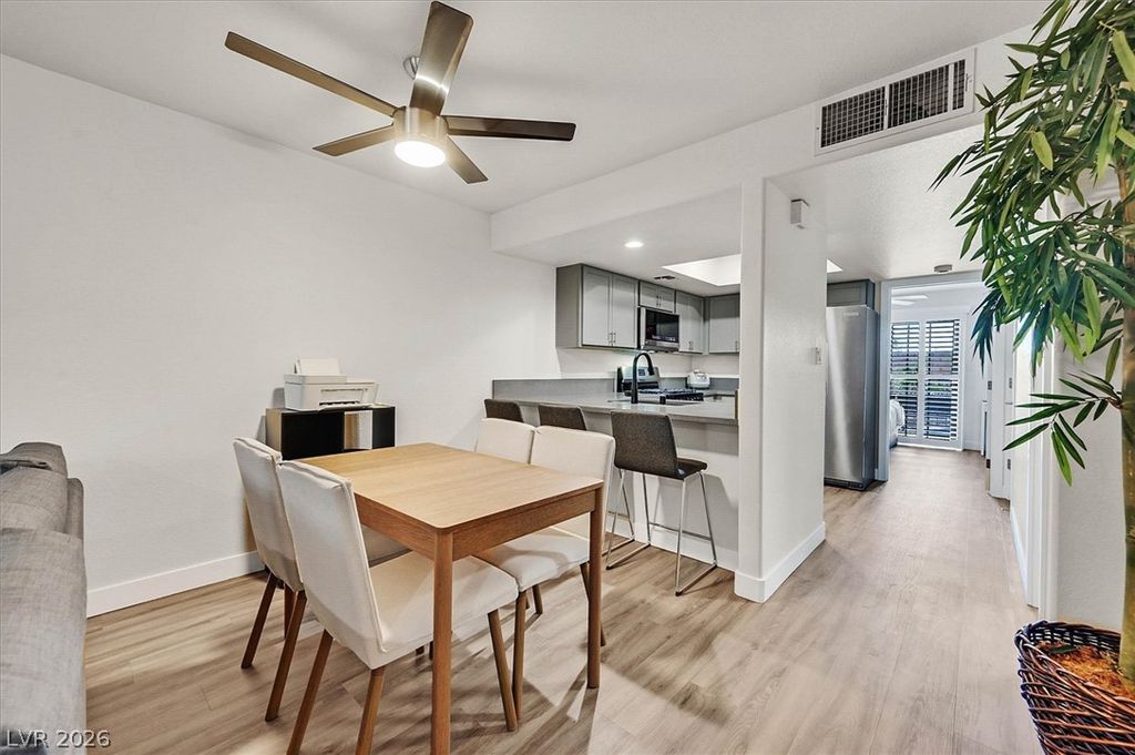 2851 South Valley View Boulevard 1141A, Las Vegas, NV 89102 — photo 4
