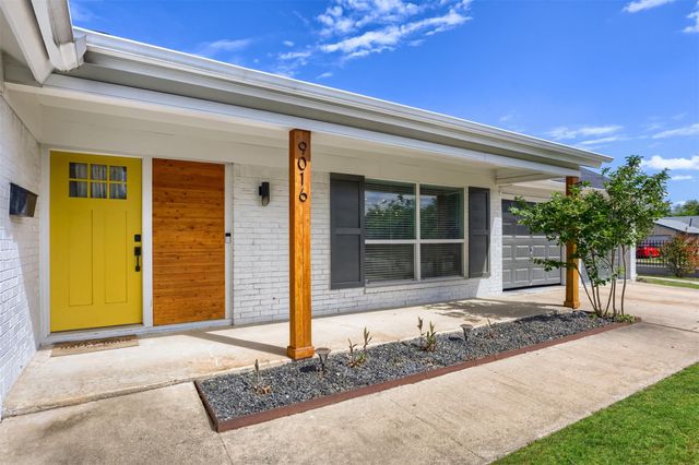 9016 W Pointer LN, Austin, TX 78758