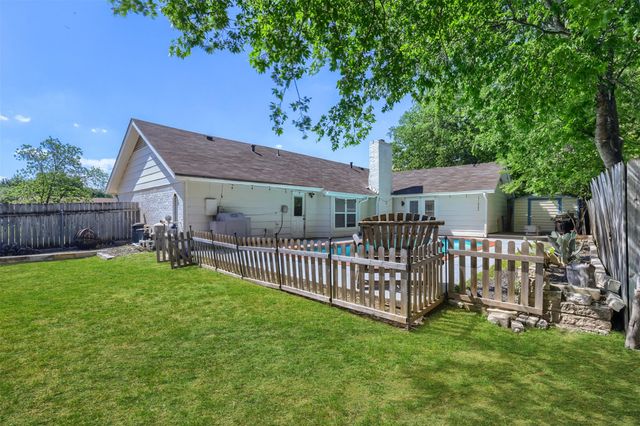 9016 W Pointer LN, Austin, TX 78758