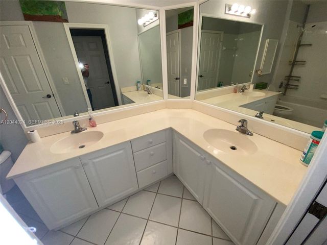 2442 NW 49th Ter 4319, Coconut Creek, FL 33063