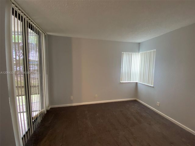 2442 NW 49th Ter 4319, Coconut Creek, FL 33063