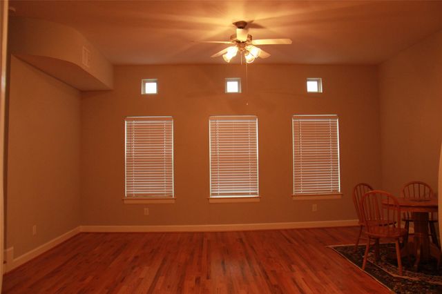 3703 Main Poplar Drive, Houston, TX 77025