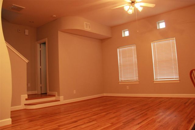 3703 Main Poplar Drive, Houston, TX 77025