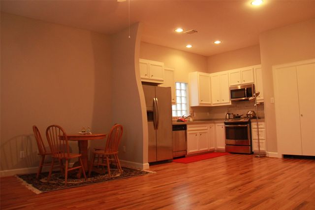 3703 Main Poplar Drive, Houston, TX 77025