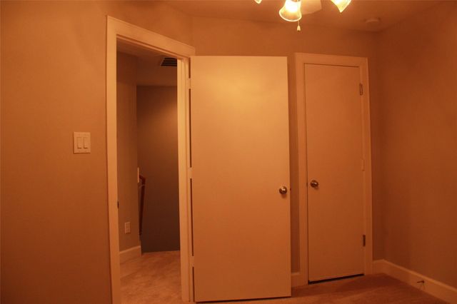 3703 Main Poplar Drive, Houston, TX 77025