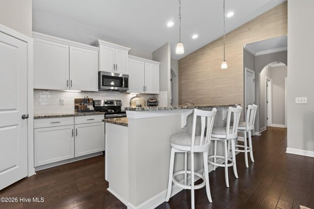 421 Island End Court, Wilmington, NC 28412