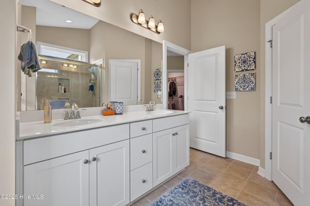 421 Island End Court, Wilmington, NC 28412