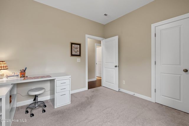 421 Island End Court, Wilmington, NC 28412