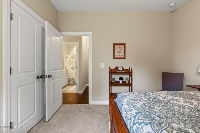 421 Island End Court, Wilmington, NC 28412