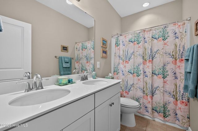 421 Island End Court, Wilmington, NC 28412