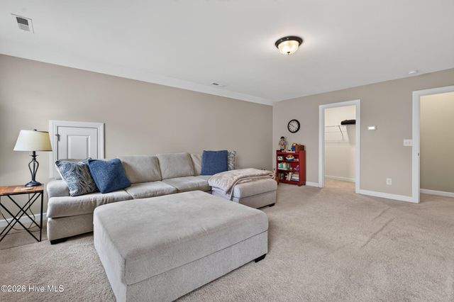 421 Island End Court, Wilmington, NC 28412