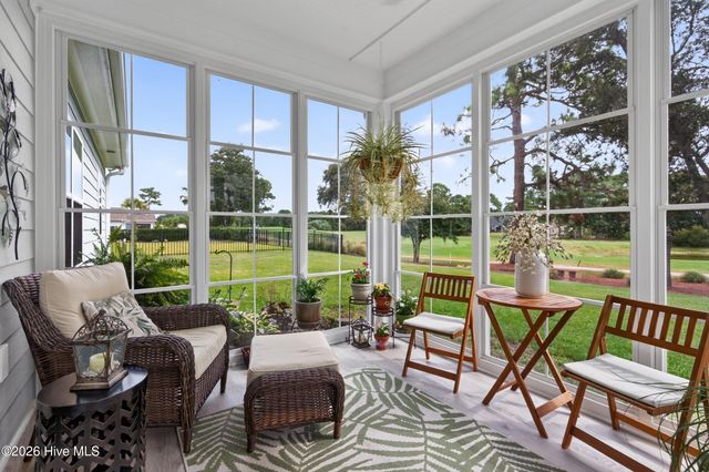 421 Island End Court, Wilmington, NC 28412