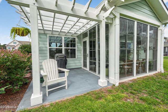 421 Island End Court, Wilmington, NC 28412