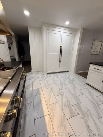 400 N Cherokee Street, Kansas, OK 74347