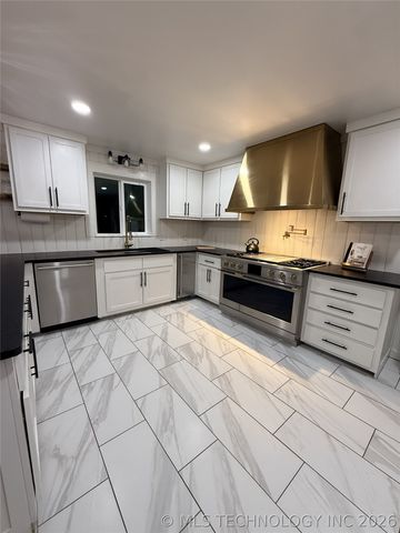 400 N Cherokee Street, Kansas, OK 74347