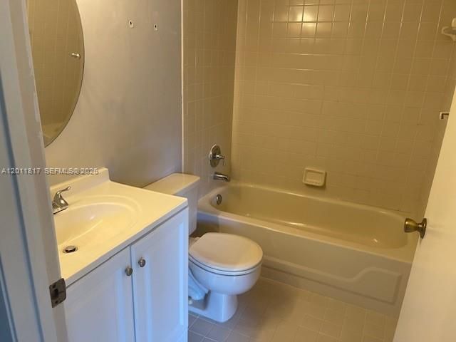 4355 Village Drive A, Delray Beach, FL 33445