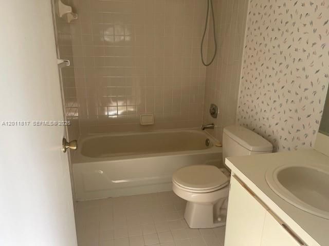 4355 Village Drive A, Delray Beach, FL 33445