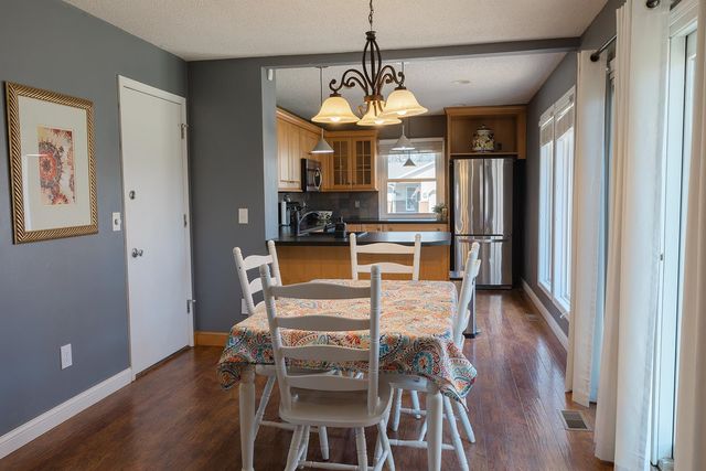 356 N Parkridge St, Wichita, KS 67212