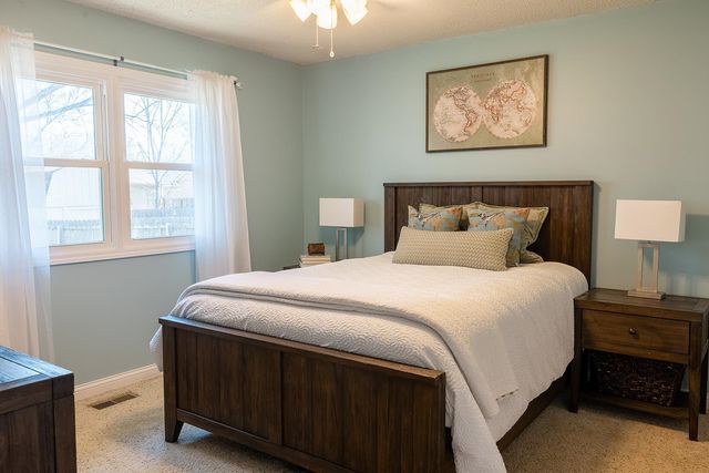 356 N Parkridge St, Wichita, KS 67212