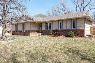 356 N Parkridge St, Wichita, KS 67212