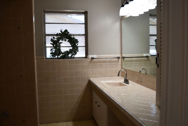 1913 Franklin Dr, Longview, TX 75601