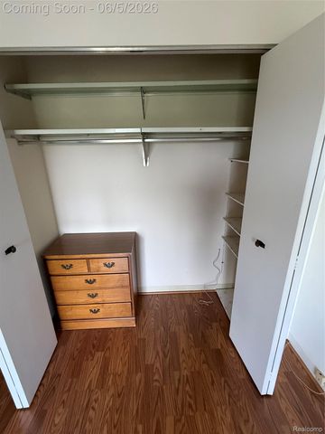 21800 Morley Avenue 911, Dearborn, MI 48124
