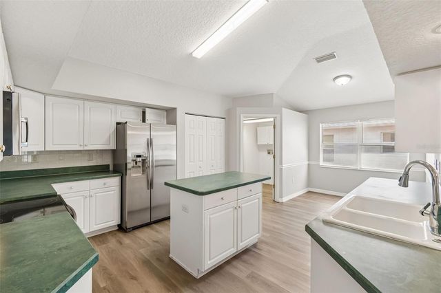 1441 WATERMILL CIRCLE, Tarpon Springs, FL 34689