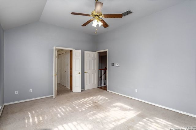 5 NIKITA DR, San Antonio, TX 78248