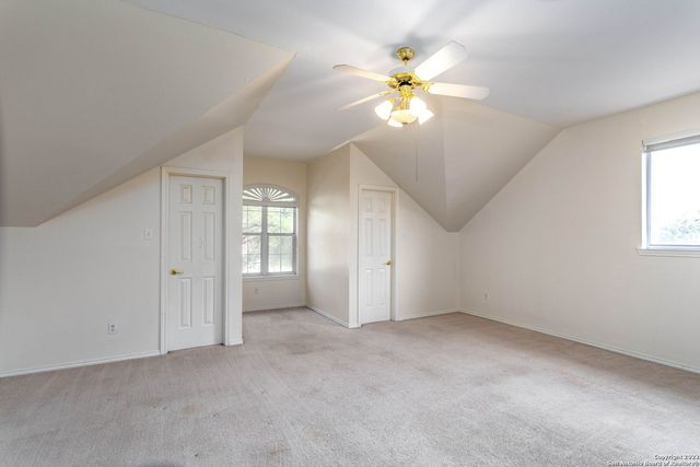 5 NIKITA DR, San Antonio, TX 78248