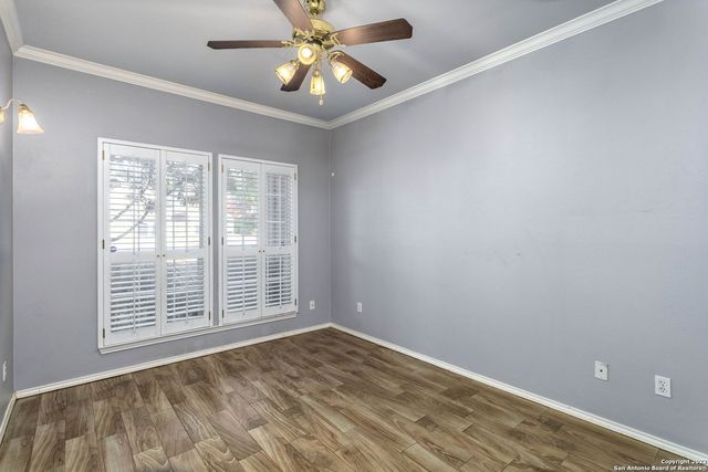 5 NIKITA DR, San Antonio, TX 78248