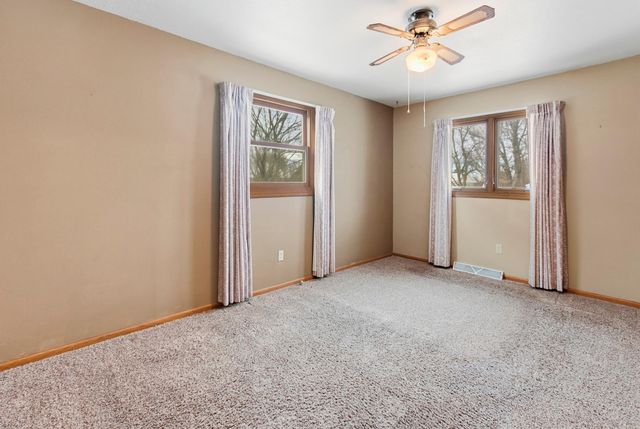 205 Linden Place S, Northfield, MN 55057