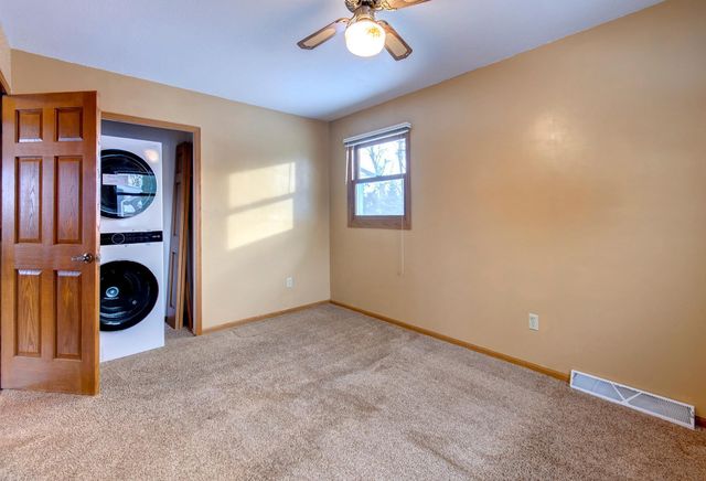 205 Linden Place S, Northfield, MN 55057