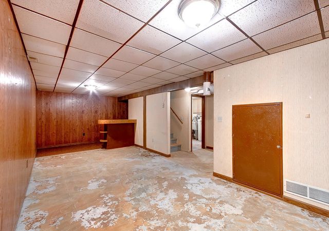 205 Linden Place S, Northfield, MN 55057