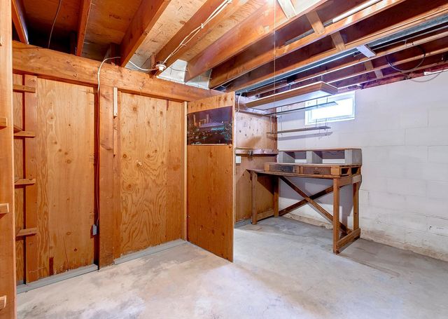 205 Linden Place S, Northfield, MN 55057