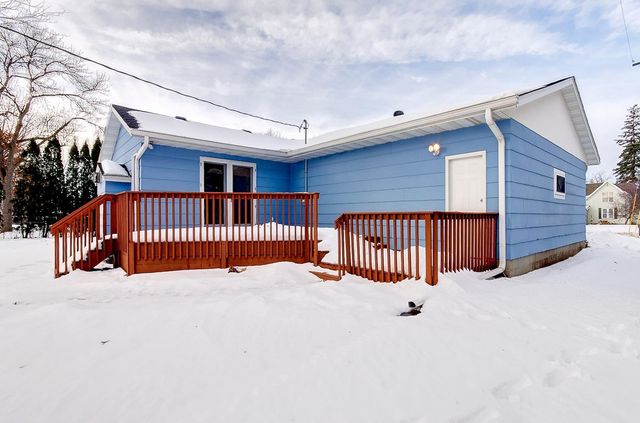 205 Linden Place S, Northfield, MN 55057