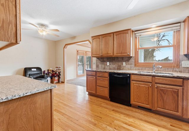 205 Linden Place S, Northfield, MN 55057