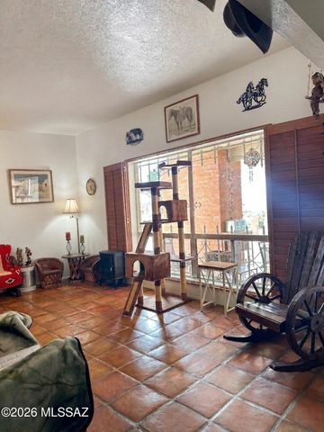 526 Kino Springs Drive, Nogales, AZ 85621