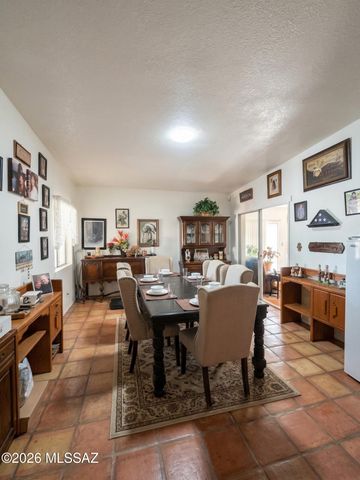 526 Kino Springs Drive, Nogales, AZ 85621