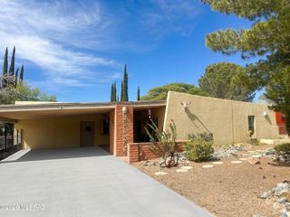 526 Kino Springs Drive, Nogales, AZ 85621