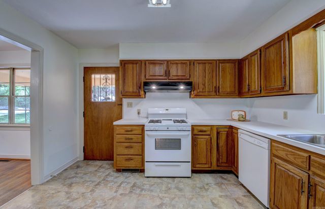 931 E H Street, North Little Rock, AR 72116