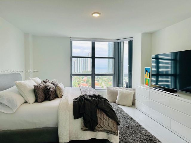 19101 NE 36th Ct 1911, Aventura, FL 33180