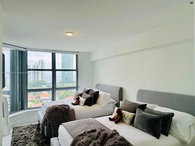 19101 NE 36th Ct 1911, Aventura, FL 33180