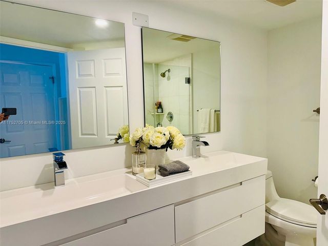 19101 NE 36th Ct 1911, Aventura, FL 33180