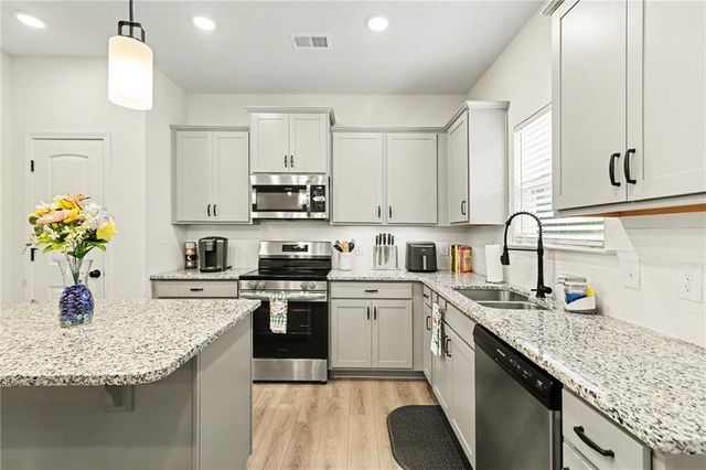 383 Morgan Road, Carrollton, GA 30116