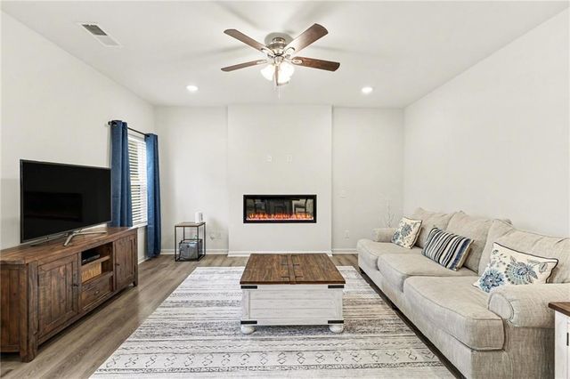 383 Morgan Road, Carrollton, GA 30116