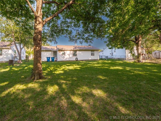 617 S 12th Street, Mcalester, OK 74501
