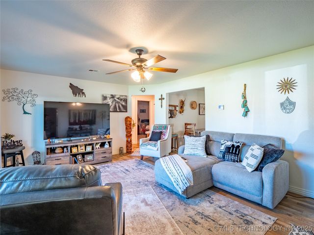 617 S 12th Street, Mcalester, OK 74501