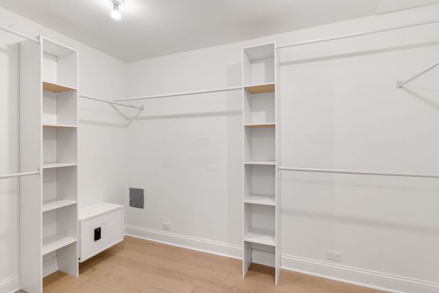 180 E Pearson Street 3502, Chicago, IL 60611