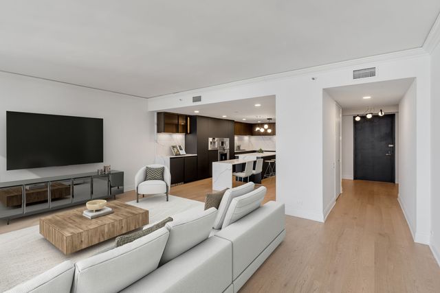 180 E Pearson Street 3502, Chicago, IL 60611