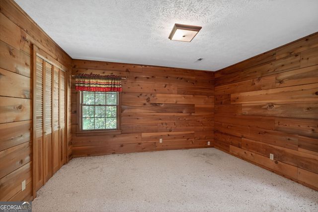 215 Boone Road, Newnan, GA 30263